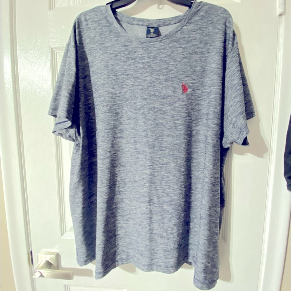 Polo Ralph Lauren men’s light gray  t-shirt v-neck Size XL NWOT